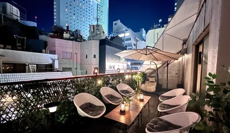 「渋谷ガーデンルーム」は貸切居酒屋の他に、レンタルスペースとしても営業しております！
歓迎会にぴったりな広いフロアを、自由なレイアウトでお楽しみください！